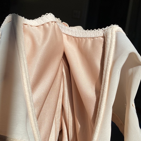 42i Elomi Cate Latte Nude Sheer Lace Modest Coverage Bra Underwire 42(6D) EL4030 - Picture 4 of 16